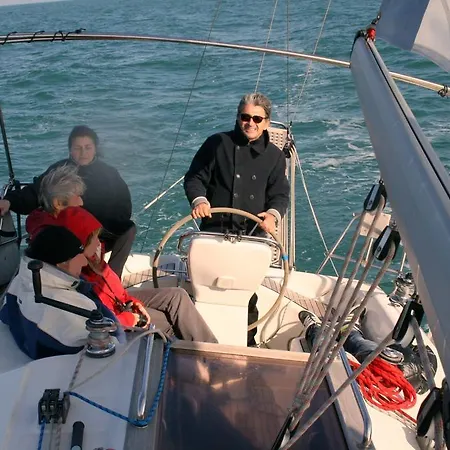 Waypoint Azzurra Botel