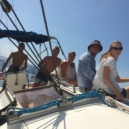 Botel Waypoint Azzurra