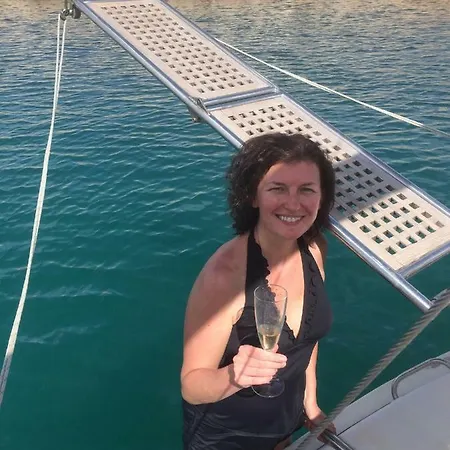 Botel Waypoint Azzurra Bari